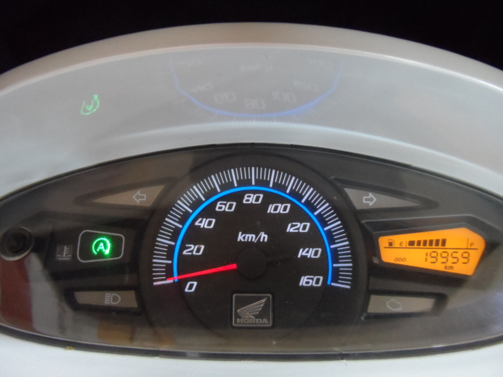 Honda Pcx 150 Branca 2014 Km Motos Sua Loja De Motos Semi Novas 6751