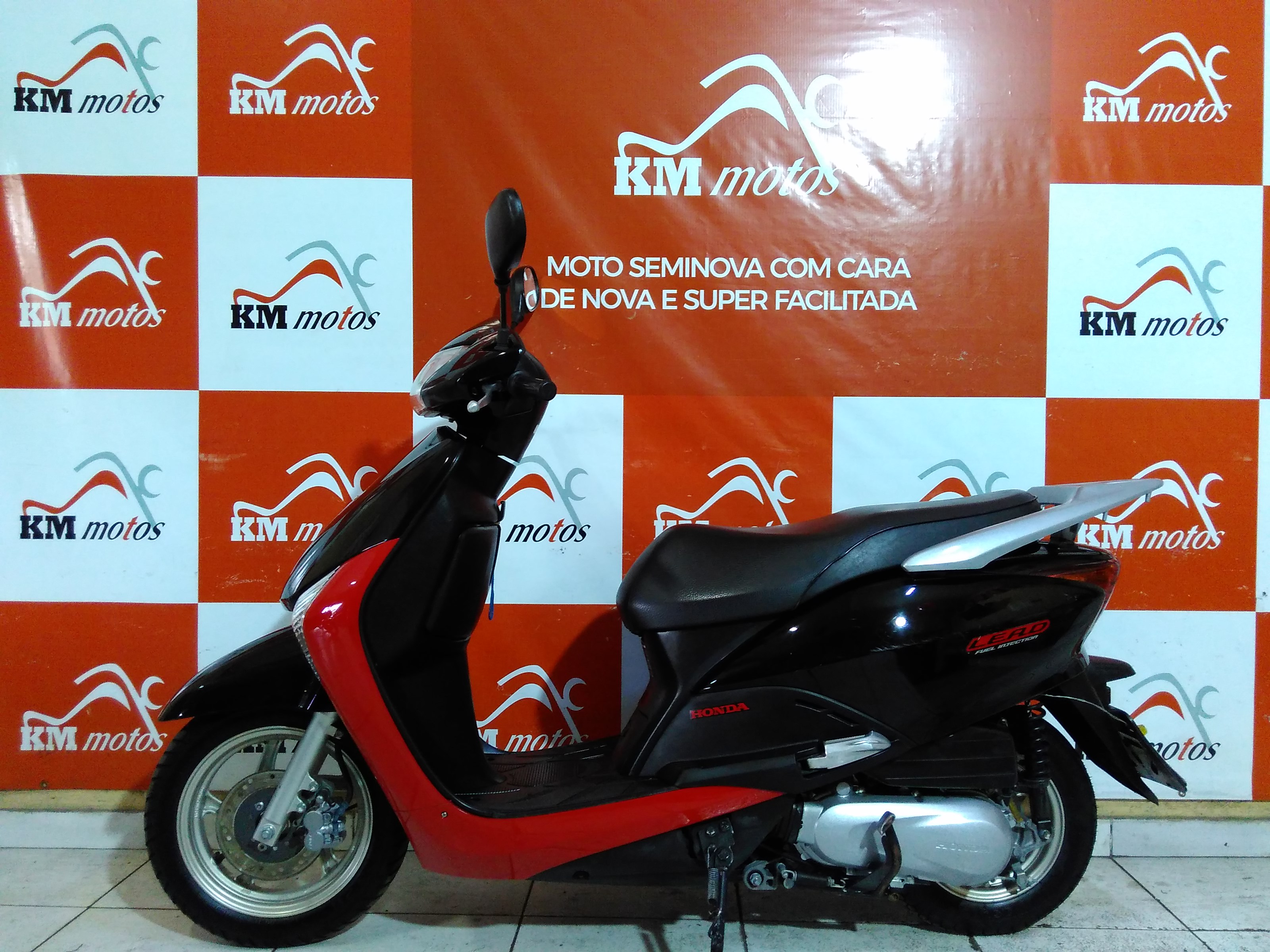 Honda Lead 110 Preta 2010 KM Motos Sua Loja de Motos Semi Novas